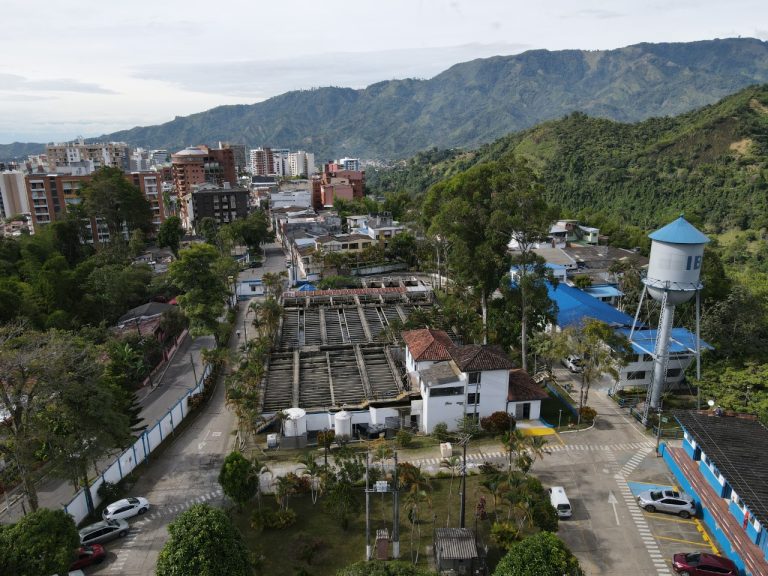 Tanques de compensación de Ibagué amanecieron con buenos niveles de agua.