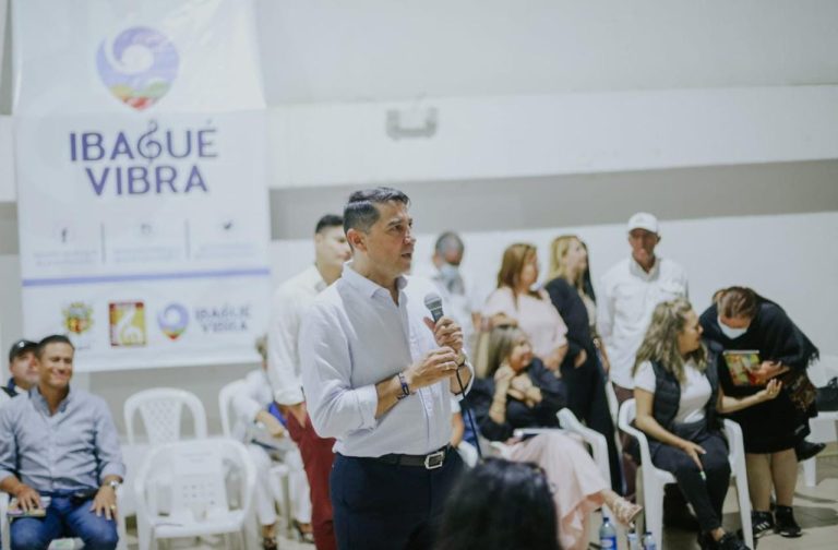 Alcalde propuso solución de agua a través del IBAL en Alminar Samoa