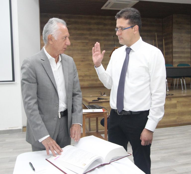 Tomó posesión como Gerente General del IBAL, el Ingeniero Carlos Fernando Gutiérrez Gamboa