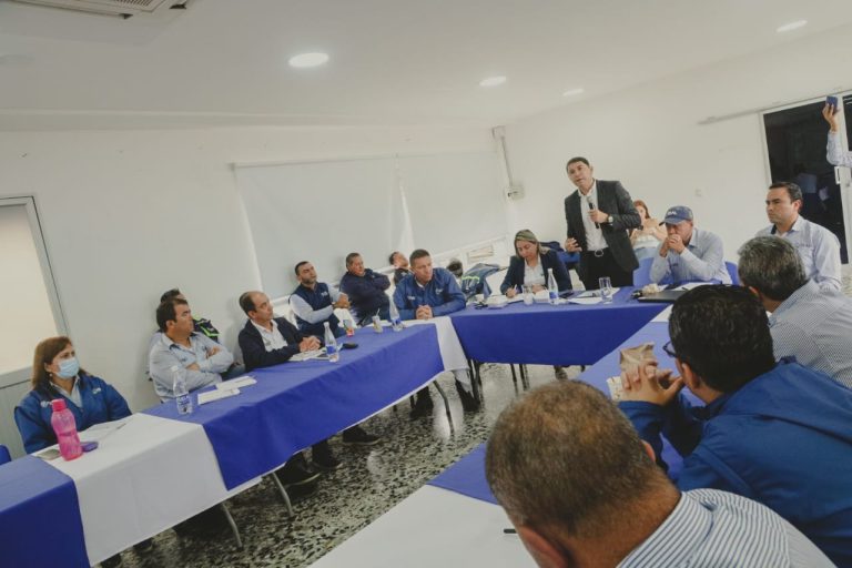 Alcalde Hurtado solicitó al IBAL implementar nuevas acciones para mejorar el suministro de agua