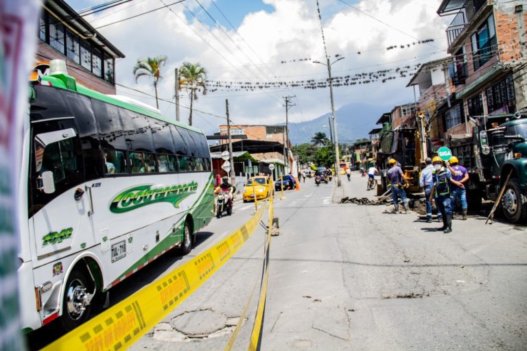 IBAL moderniza red alcantarillado de la calle 24, en el Sur de Ibagué