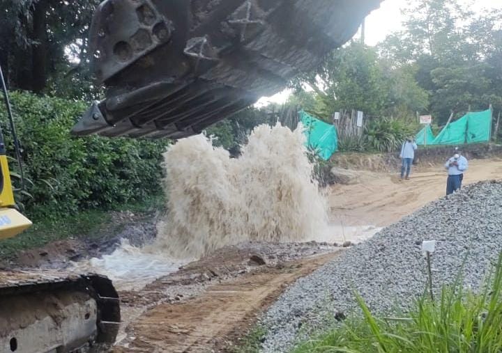Ibal, atiende daño en red en el sector del Vergel parte alta