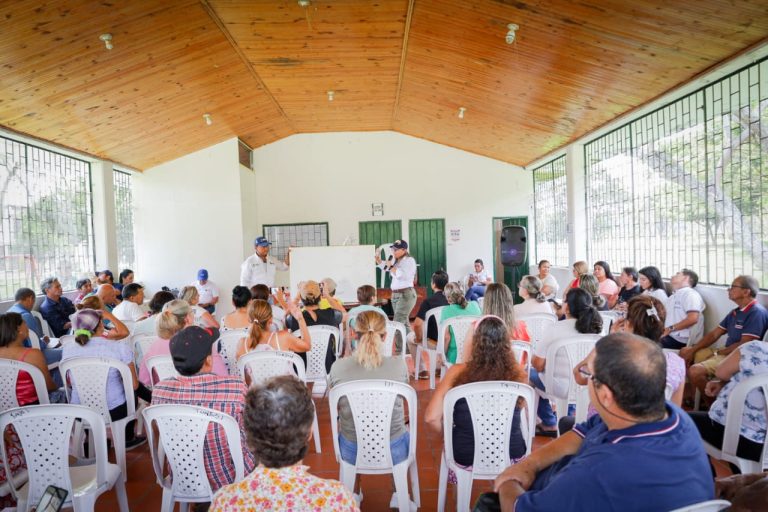 IBAL y usuarios de la comuna Nueve llegaron acuerdos para la regulación del servicio