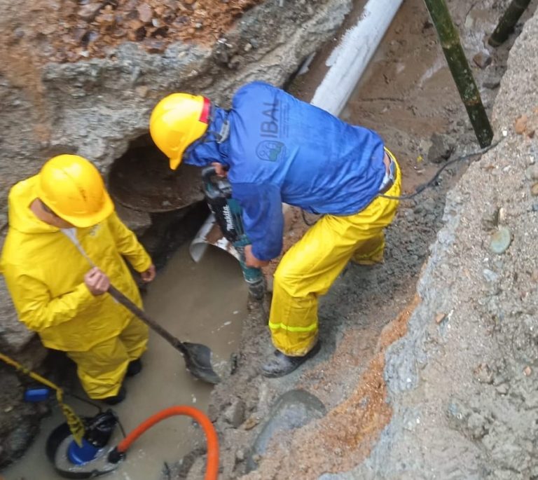 IBAL atendió el daño en la red de acueducto de El Salado