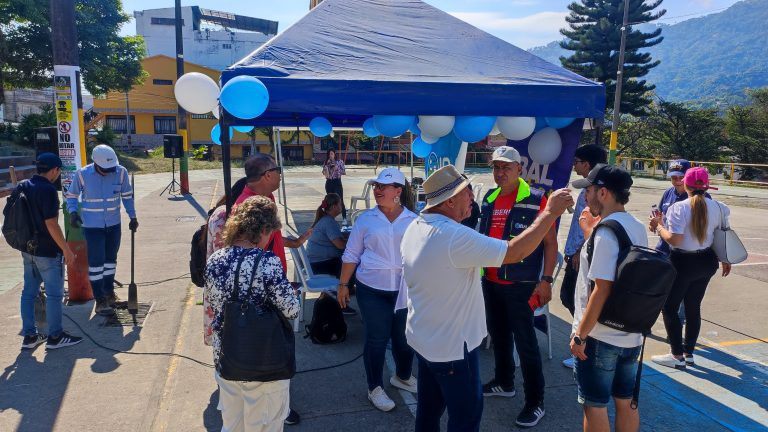 Exitoso arranque de ‘IBAL en tu barrio’, la campaña para escuchar a los usuarios