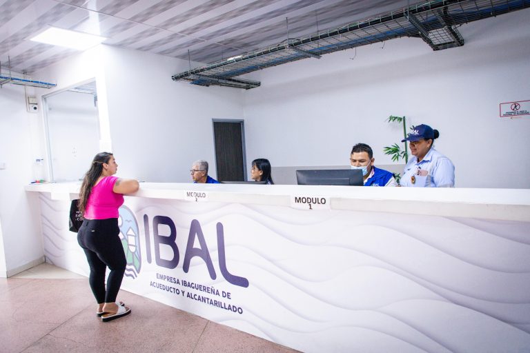 El IBAL resalta los cinco puntos principales para entender la implementación de la factura electrónica en Colombia