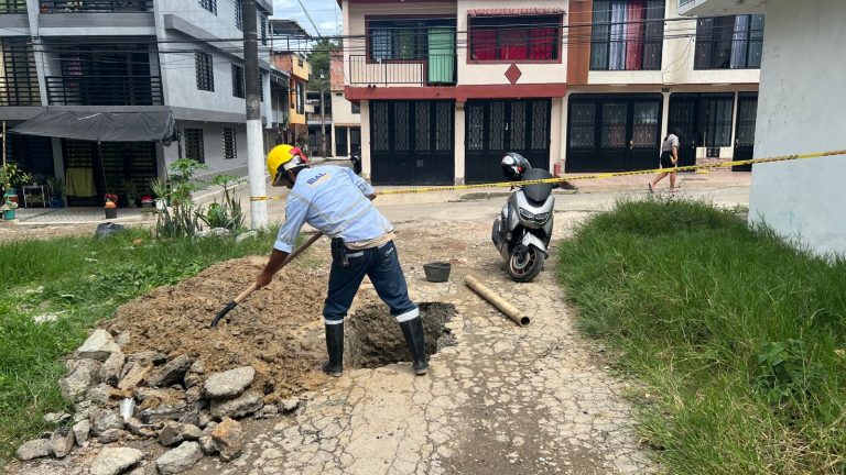 IBAL garantiza normalidad en el servicio tras atender fugas en El Salado